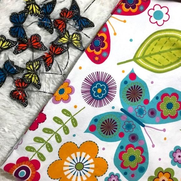 Bambini by Kassatex Butterflies Flowers Cotton Shower Curtain & 12pcs Hooks Set - Picture 1 of 8